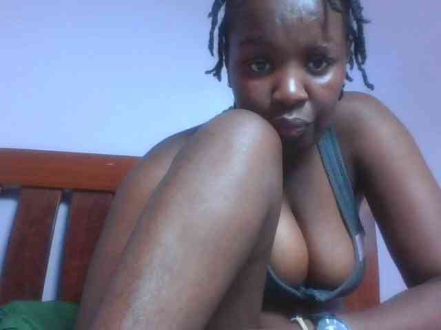 SweetAriah webcam