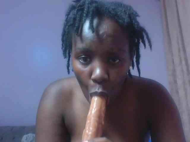 SweetAriah webcam