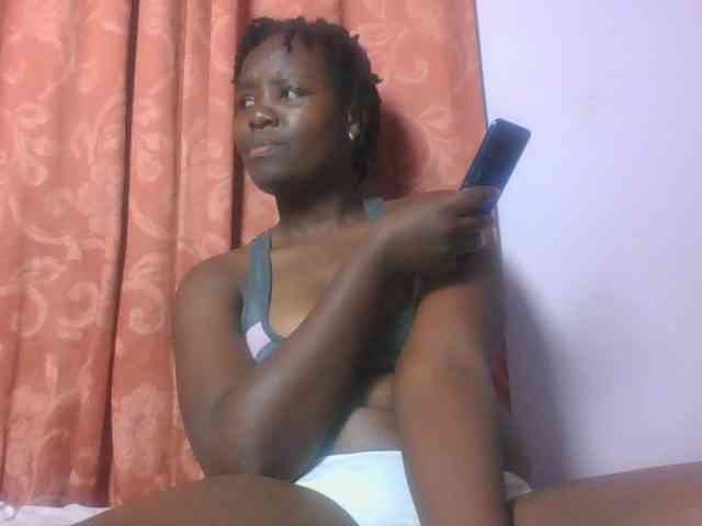 SweetAriah webcam