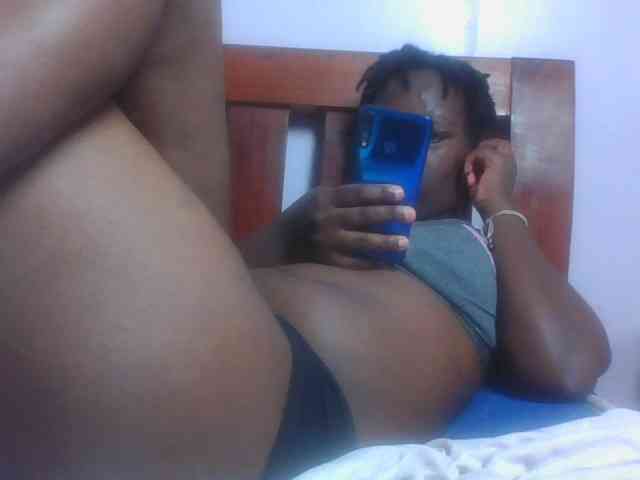 SweetAriah webcam