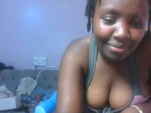 SweetAriah webcam