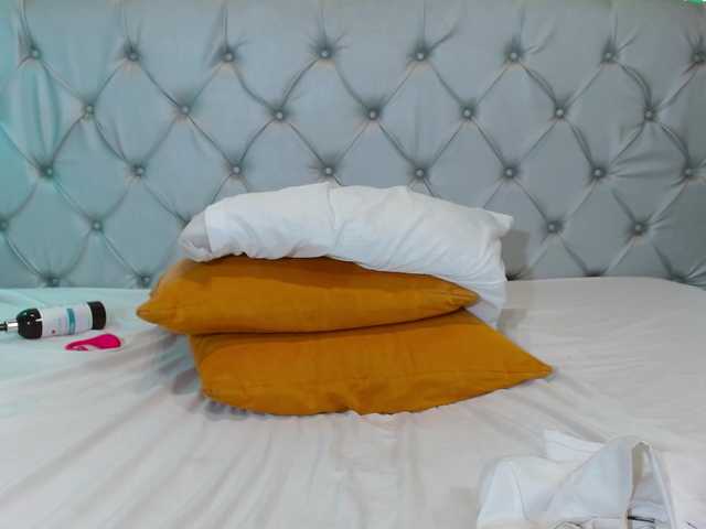 noah-0814 live cam on BongaCams