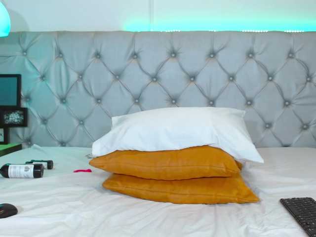 noah-0814 live cam on BongaCams