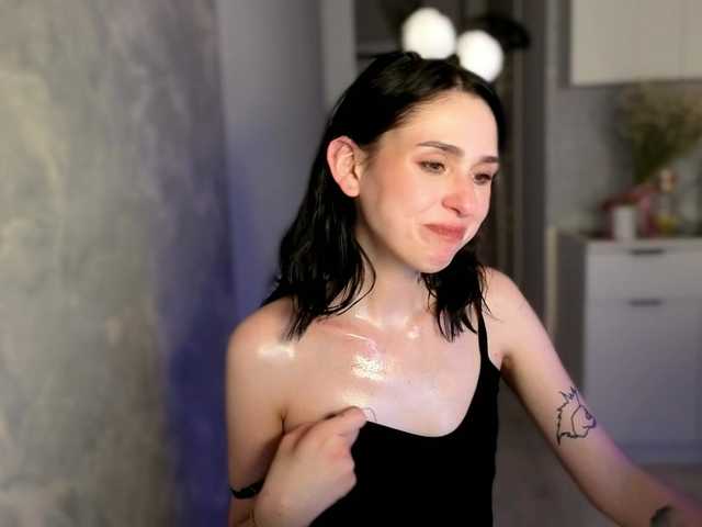 Lola-Aura
