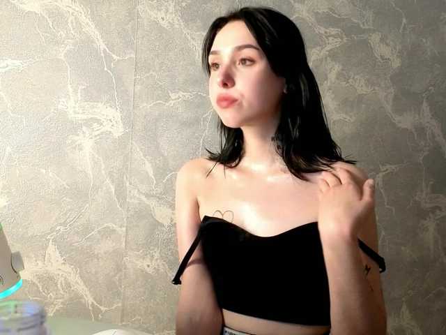 Lola-Aura