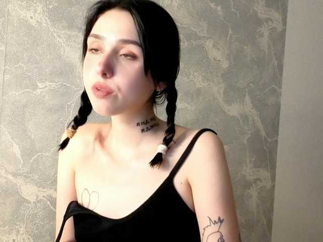 Lola-Aura