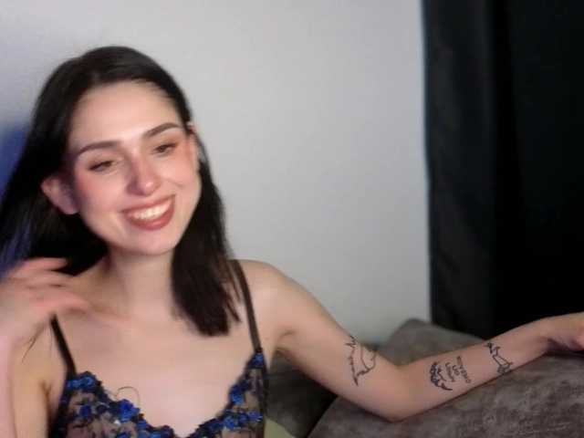 lola-aura live sex