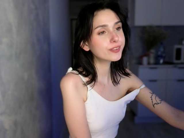 Lola-Aura live cam on BongaCams