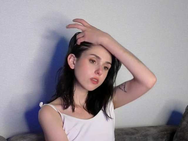 Lola-Aura live cam on BongaCams