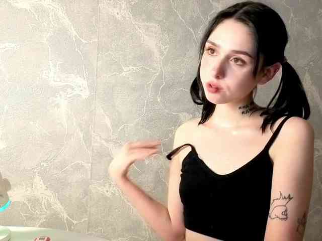 Lola-Aura Lola-Aura