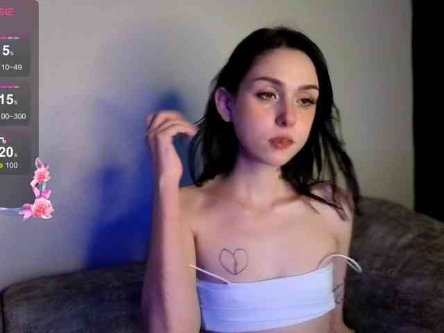 Lola-Aura Sex Cam Show