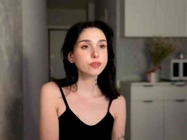Lola-Aura