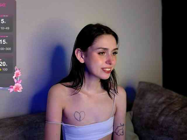 Lola-Aura Sex Cam Show