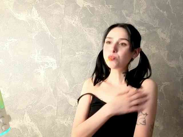 Lola-Aura