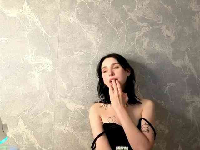 Lola-Aura