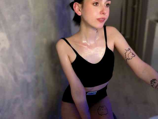 Lola-Aura Lola-Aura