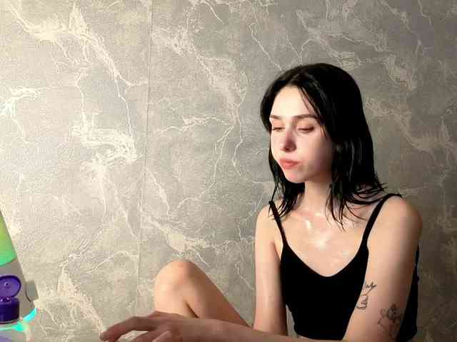 Lola-Aura