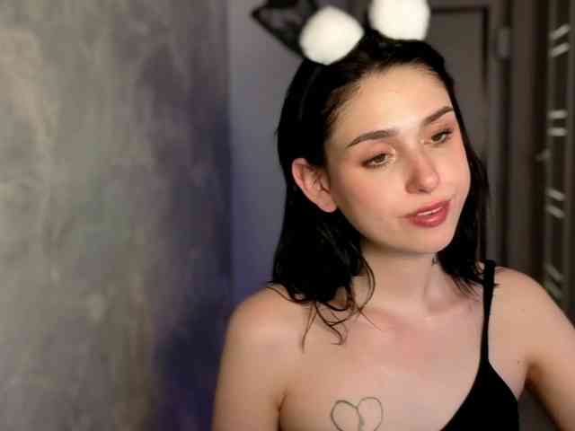 Lola-Aura Lola-Aura