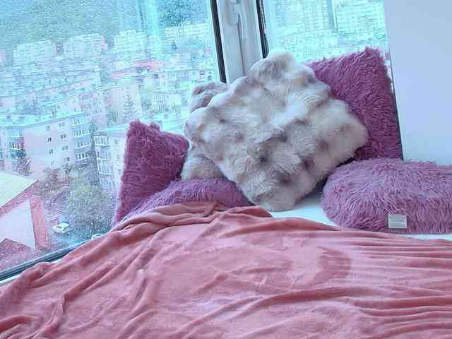 CrystalDomme webcam