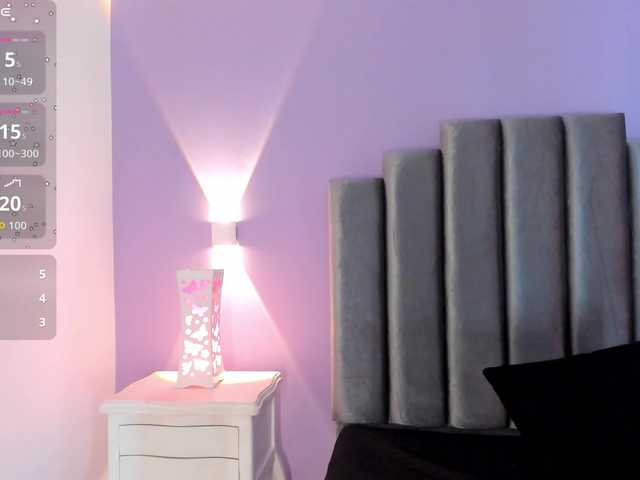 EvieRose live cam on BongaCams