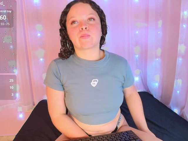 EvieRose live webcam show