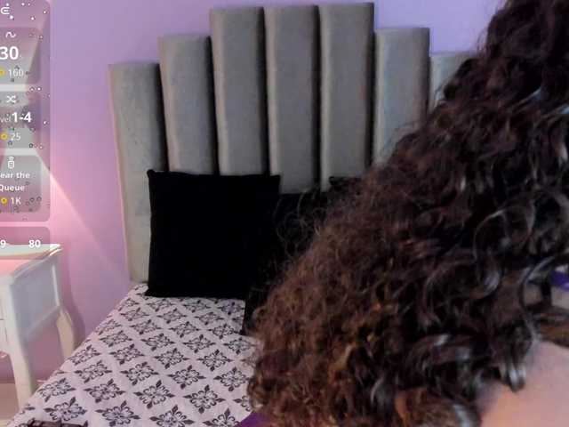 EvieRose live cam on BongaCams