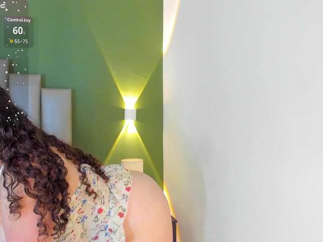 EvieRose live cam on BongaCams