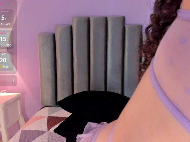 EvieRose live cam on BongaCams