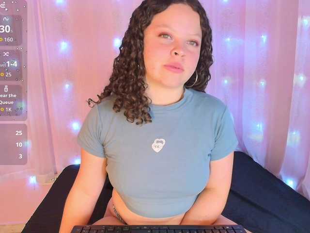 EvieRose live cam on BongaCams