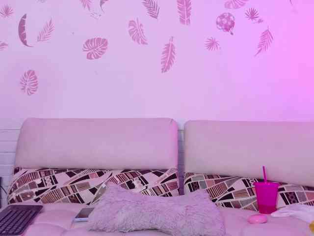 Bella-Moon webcam