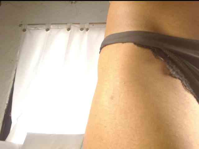 antonella-pink webcam
