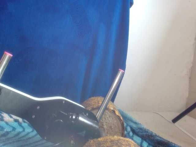 kattislutt77 live webcam show