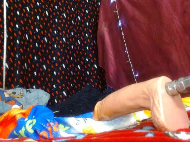 kattislutt77 Live Webcam on BongaCams