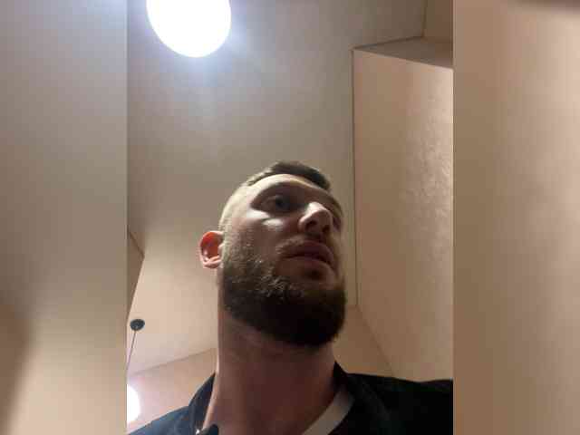 EJEJ00
