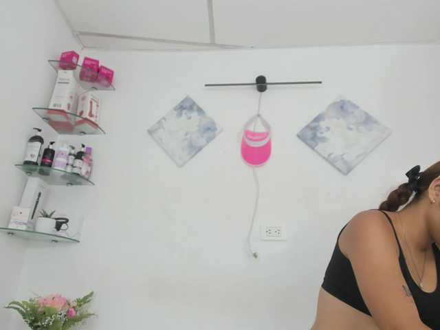 hanna-rodriguezz live cam on BongaCams