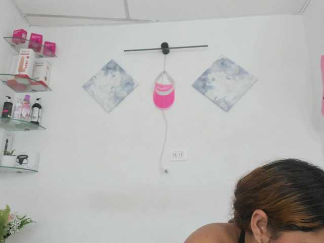 hanna-rodriguezz live cam on BongaCams