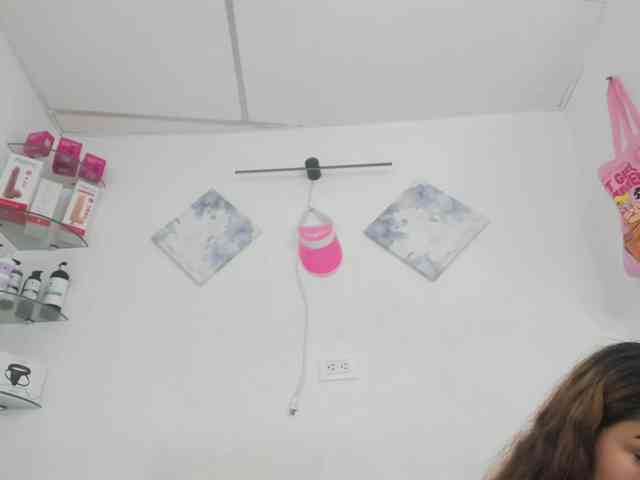 hanna-rodriguezz webcam