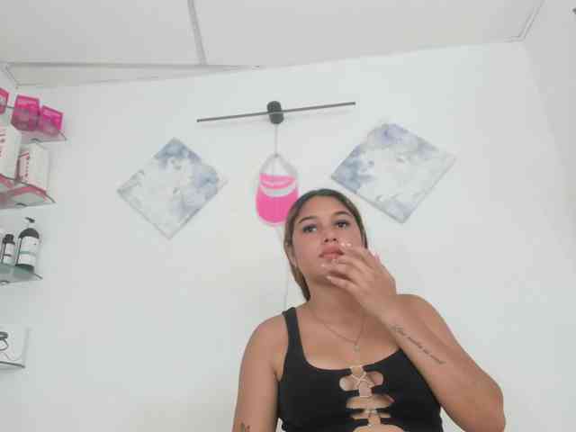 hanna-rodriguezz webcam