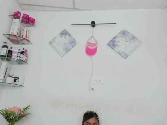 hanna-rodriguezz webcam