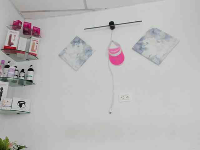 hanna-rodriguezz webcam