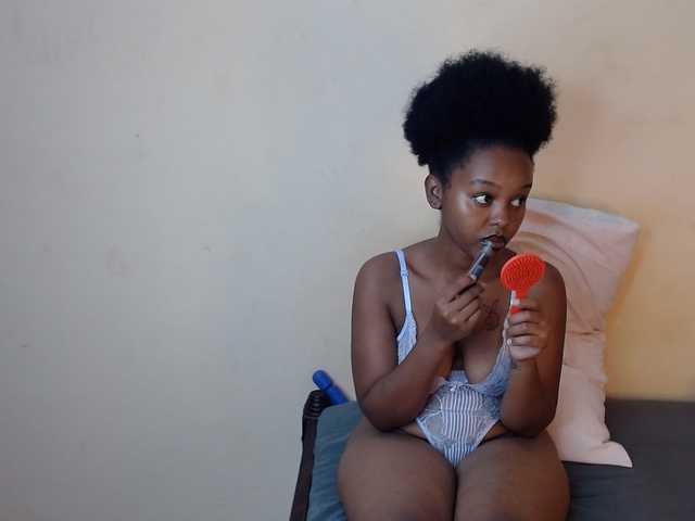 Marianna12 live cam on BongaCams