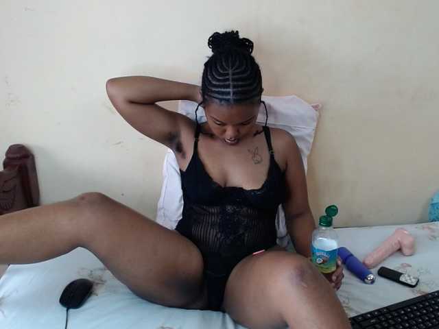 Marianna12 live cam on BongaCams