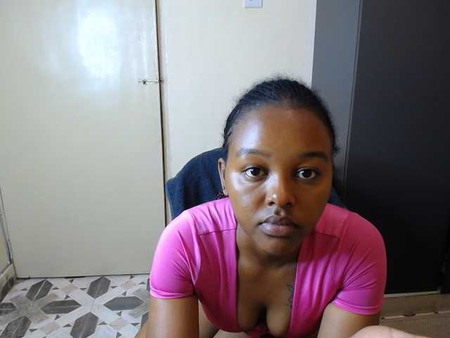 Marianna12 live cam on BongaCams