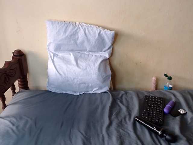 Marianna12 live cam on BongaCams