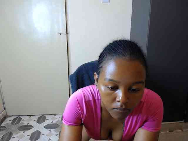 caramelseduction254 webcam