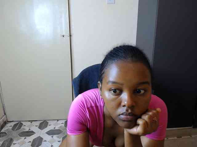 caramelseduction254 webcam