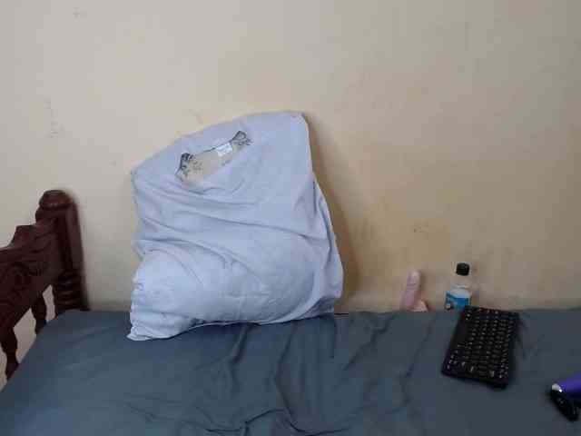 caramelseduction254 webcam