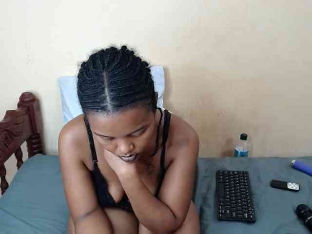 caramelseduction254 webcam