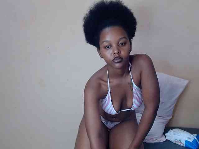 caramelseduction254 webcam
