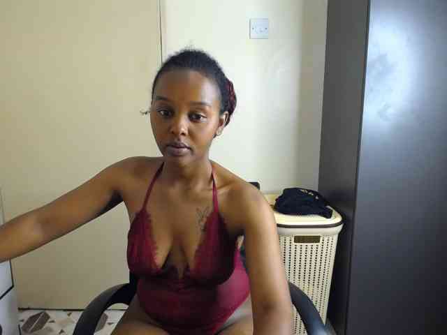 caramelseduction254 webcam
